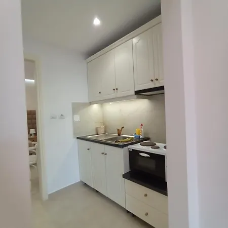 Achilles Апартаменты *