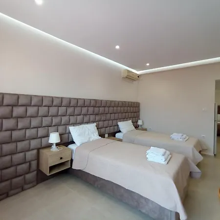 Achilles Апартаменты *