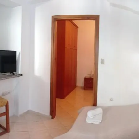 Achilles Апартаменты *