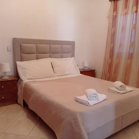 Achilles Апартаменты