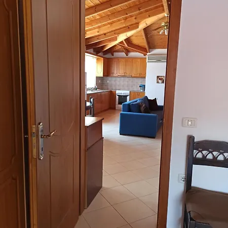 Achilles Апартаменты Саранда